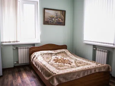 Стандартный двухместный номер с 1 кроватью и балконом — фото 1