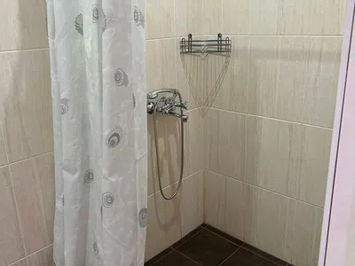 Трехместный номер с собственной ванной комнатой — фото 2