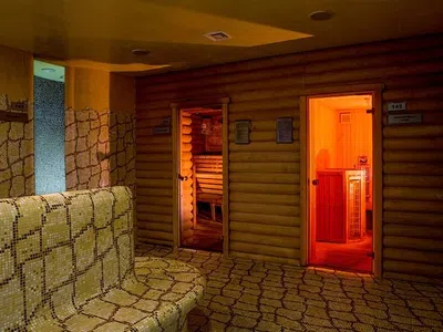 Улучшенный двухместный номер с 1 кроватью, предоставляется доступ в спа-центр — фото 6